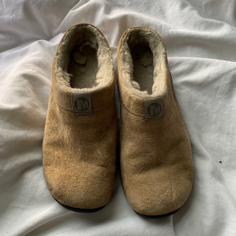 Sherpa lined Merrell Slip Ons